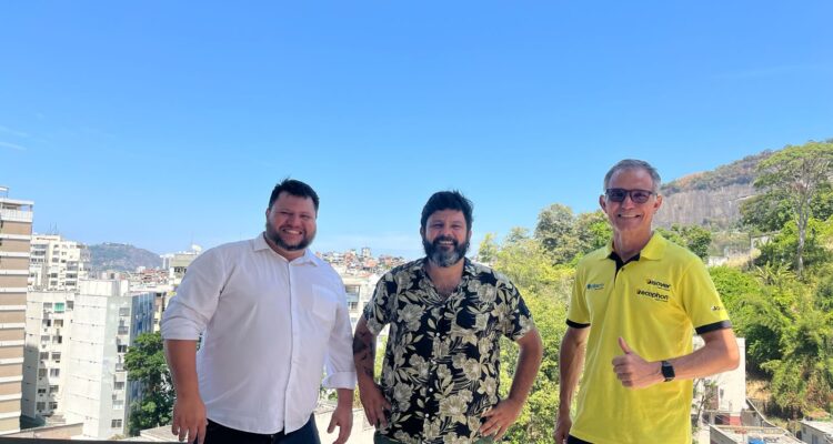 Diogo Leones, Roy Costa e Alexander Prevot